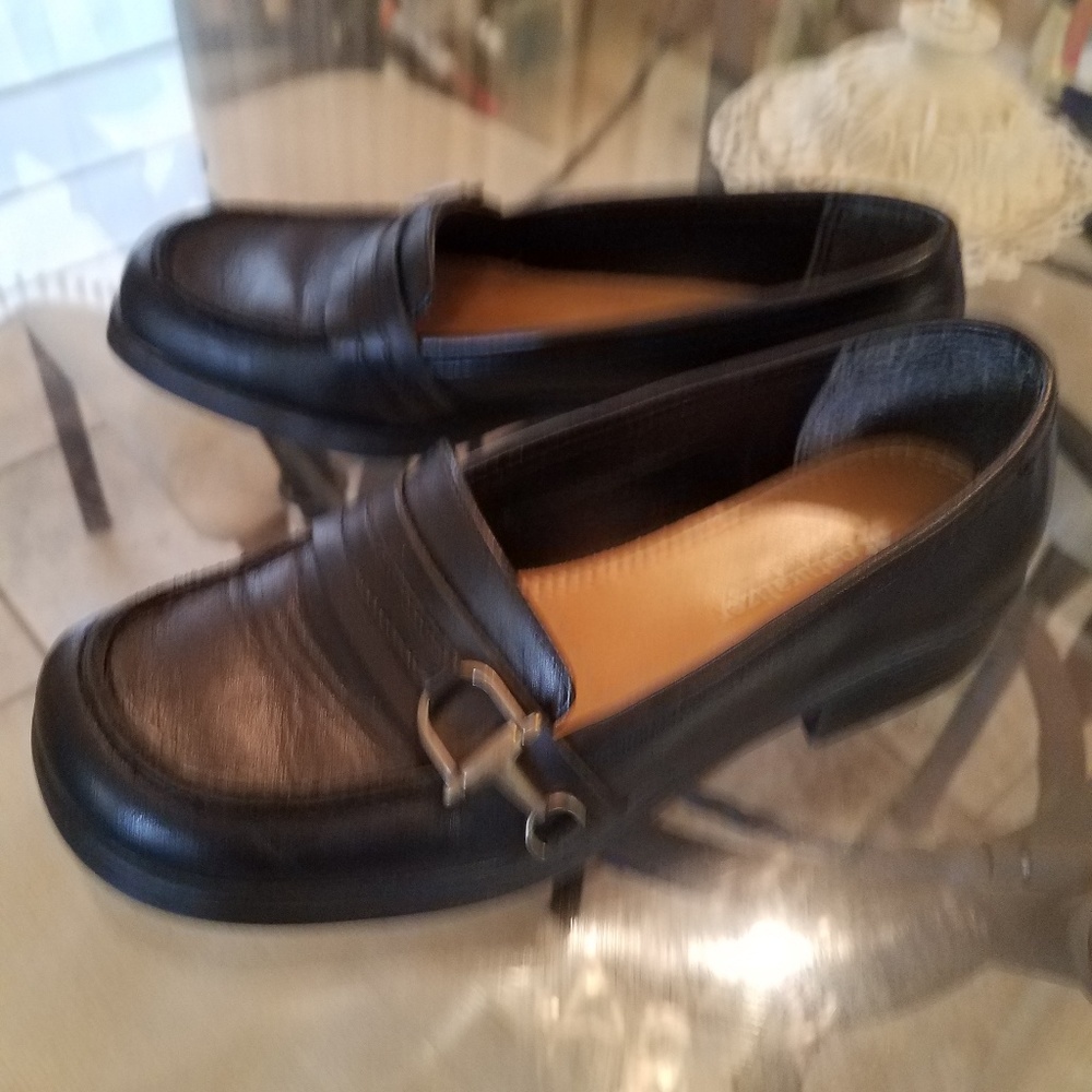Naturalizer "Coaster" Shoes